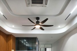 Quạt Trần HT Cho Văn Phòng Làm Việc – Giải Pháp Làm Mát Hiện Đại, Tiết Kiệm & Thẩm Mỹ